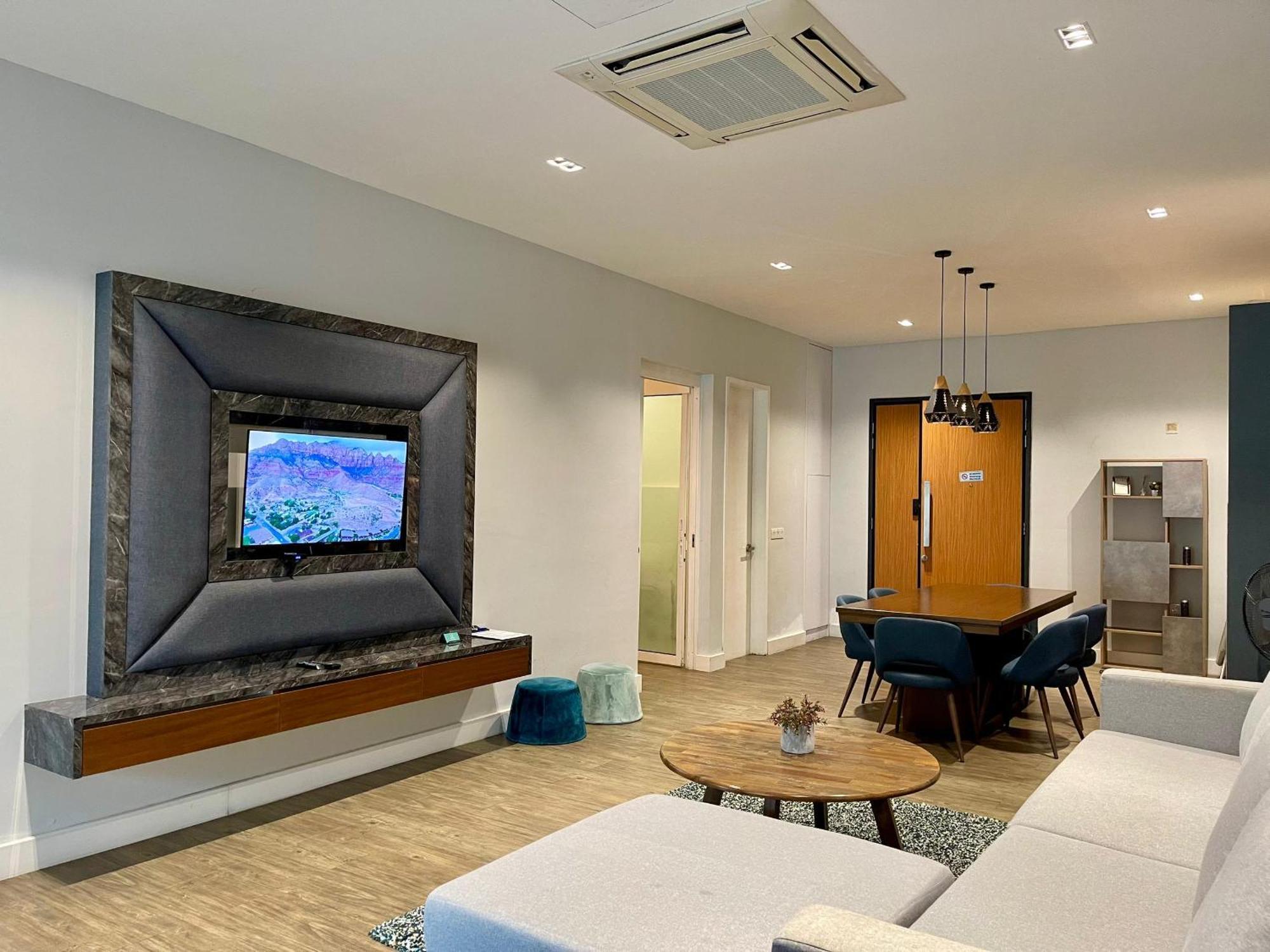 Jomstay Octagon Ipoh Suites Exterior photo